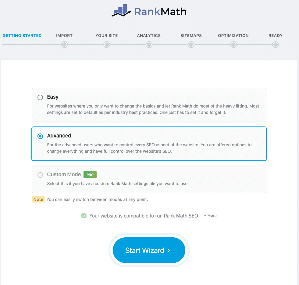 An image showing the Rank Math startup wizzard for selecting an easy or advanced set up